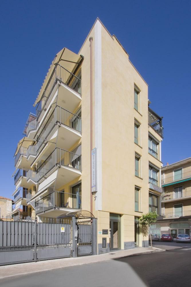 Residence Serenella Diano Marina Exterior photo